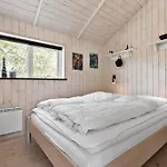 84210-ebeltoft-fuksiavej-1